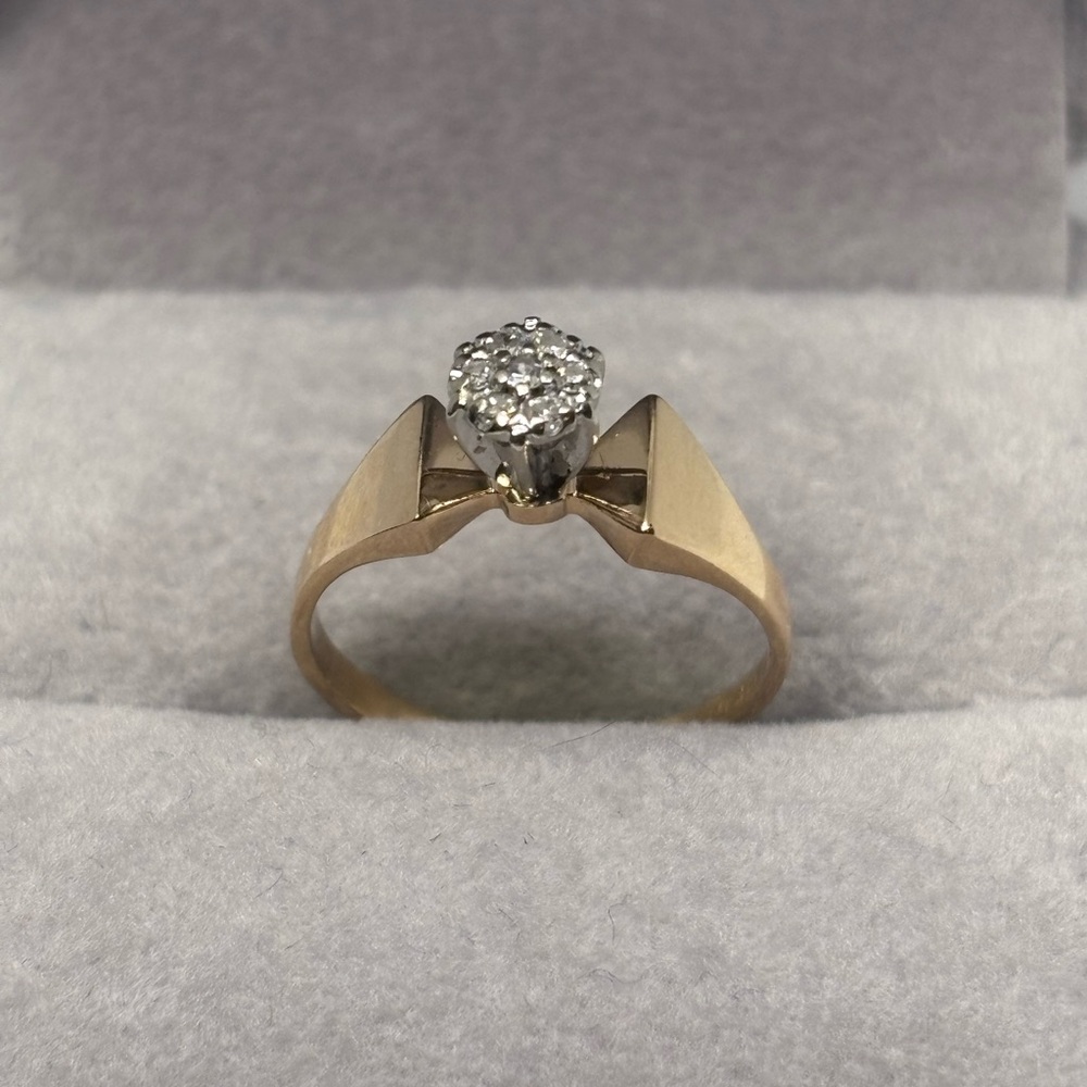 14K Gold Diamond Ring, size 5.5
